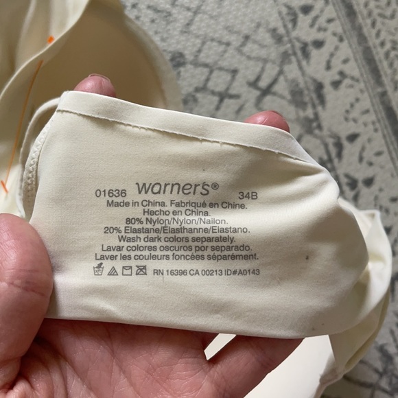 Clearance Warners Ivory racer back front closure bra - Picture 5 of 5